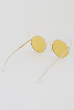 Load image into Gallery viewer, Round Metal Frame Cat Eye Sunglasses
